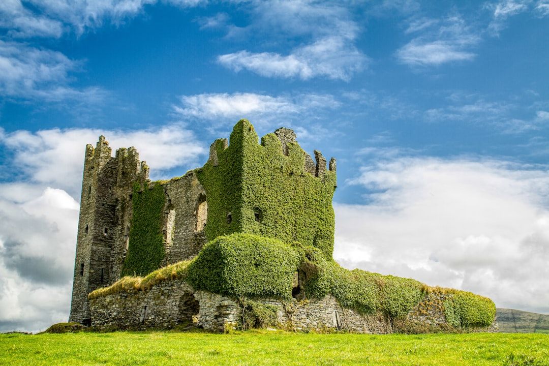 Ireland traditional architecture historic